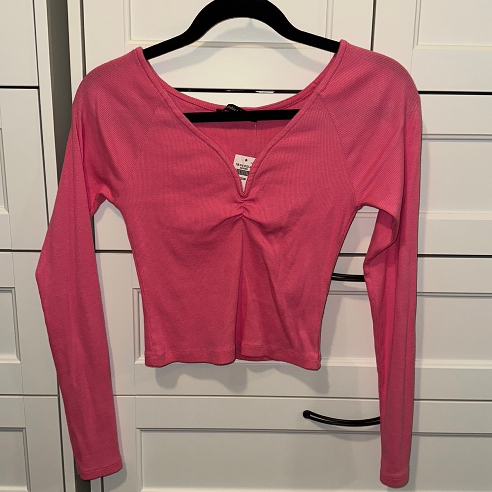 NWT Abercrombie and Fitch Long Sleeve Top
